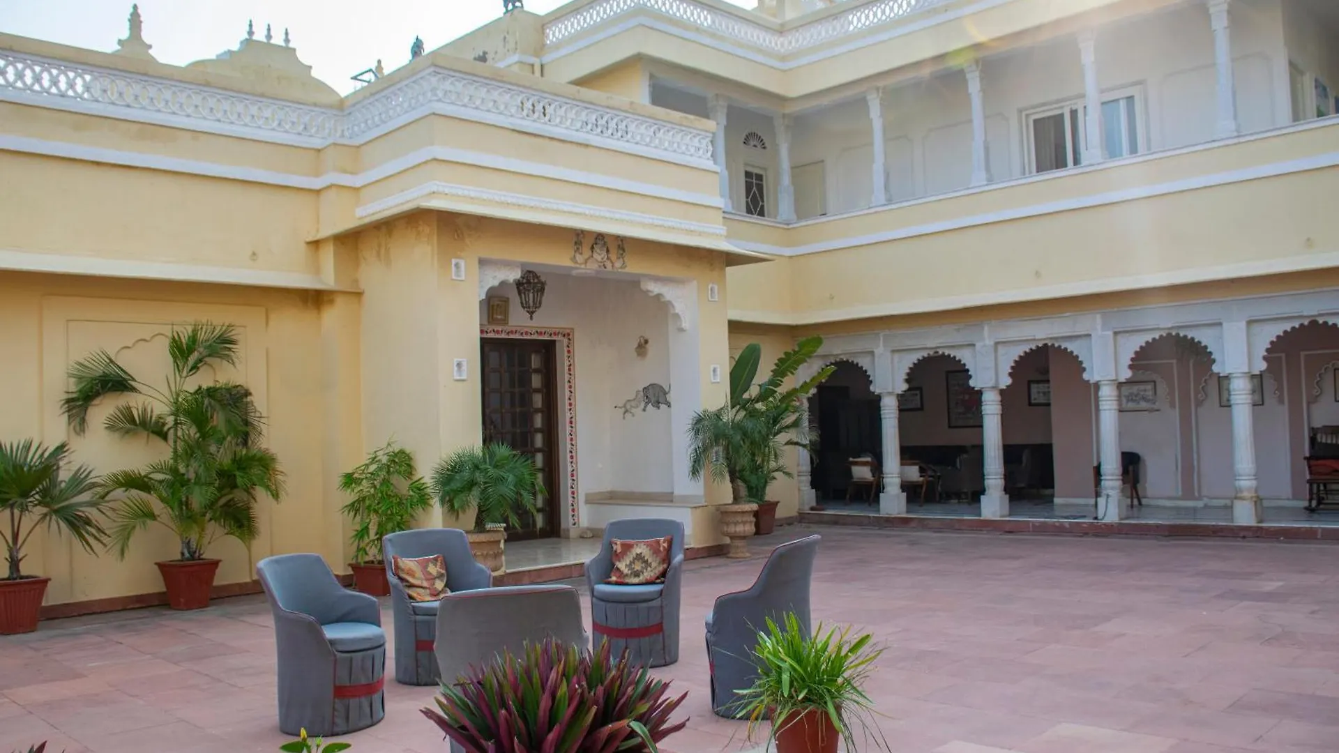 Titardi Garh- 18Th Century Castle Homestay Udaipur